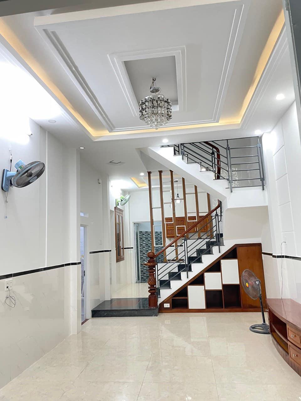 Bán nhà Nguyễn Duy Cung Phường 12 Q. Gò Vấp, 4 tầng, giá chỉ 5.x tỷ - Ảnh 1